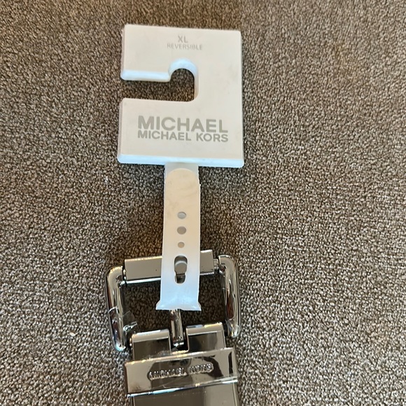 NWT Michael Kors Black Leather Reversible Belt XL - Picture 6 of 10